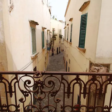 לינה וארוחת בוקר B&B Il Centro Storico גאליפולי