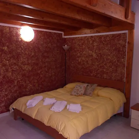 לינה וארוחת בוקר B&B Il Centro Storico 2*