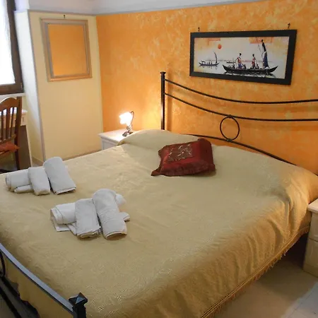B&B Il Centro Storico לינה וארוחת בוקר 2*